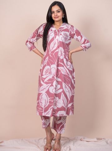 Aastha Assorted Women Kurti Pant Set (PWEDWKUFLSOR26226542)